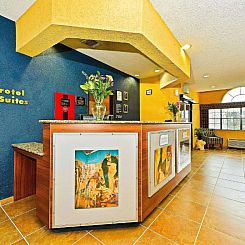 Microtel Inn & Suites by Wyndham New Braunfels I-35