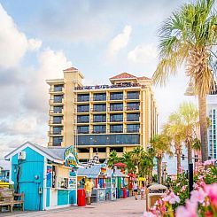 Pier House 60 Clearwater Beach Marina Hotel