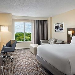 DoubleTree by Hilton Greensboro