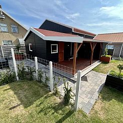 Vrijstaande 4-persoons bungalow dichtbij het Noordzeestrand