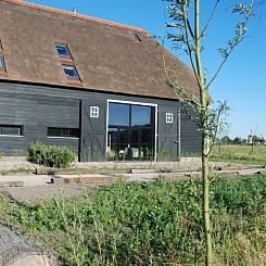 Hoeve Plantlust : Barn left