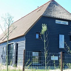 Hoeve Plantlust : Barn left