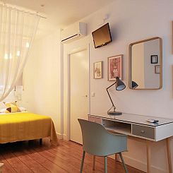 Hotel Smile & Co Hostal Boutique