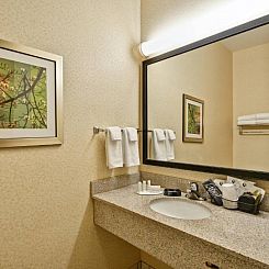 Fairfield Inn and Suites by Marriott Birmingham Fultondale /