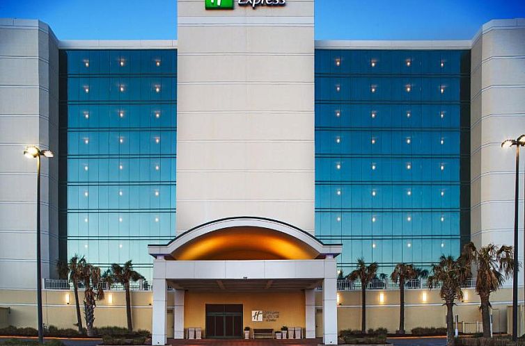 Holiday Inn Express Hotel & Suites Virginia Beach Oceanfront