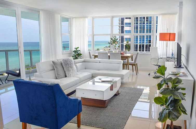 Seacoast Suites on Miami Beach