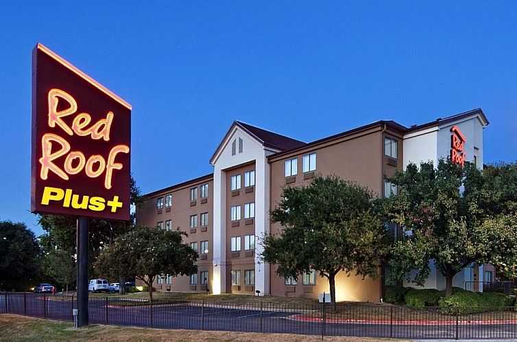 Red Roof Inn PLUS+ Austin South