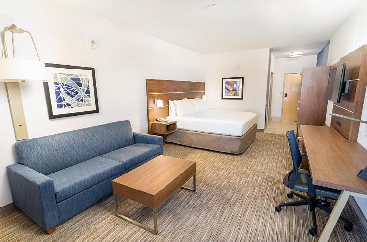 Holiday Inn Express & Suites Las Vegas SW Springvalley, an I