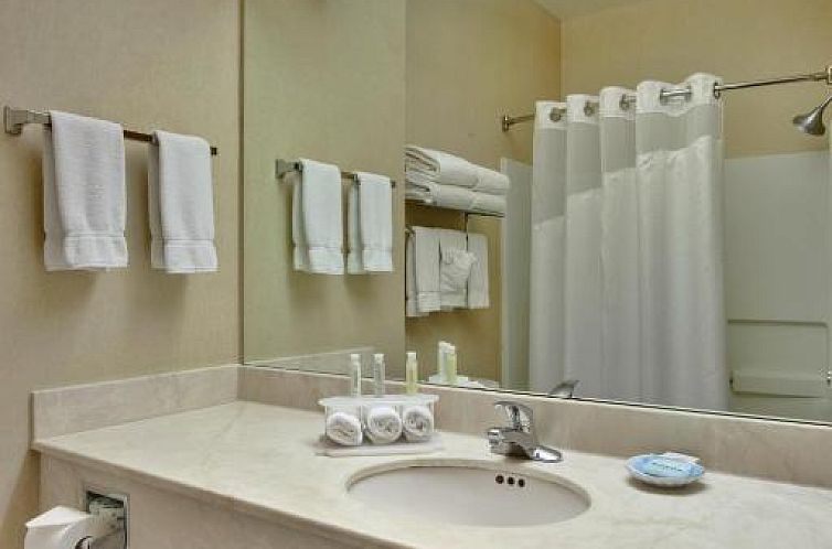 Holiday Inn Express Hotel and Suites - Henderson, an IHG Hot