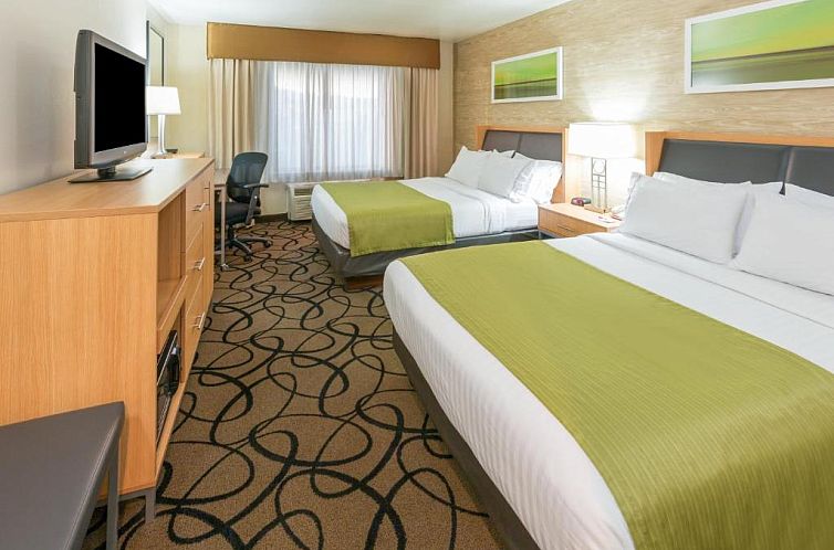 Holiday Inn Express Hotel and Suites - Henderson, an IHG Hot