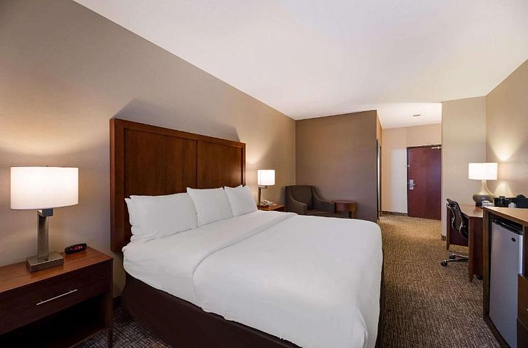 Comfort Inn & Suites Las Vegas - Nellis