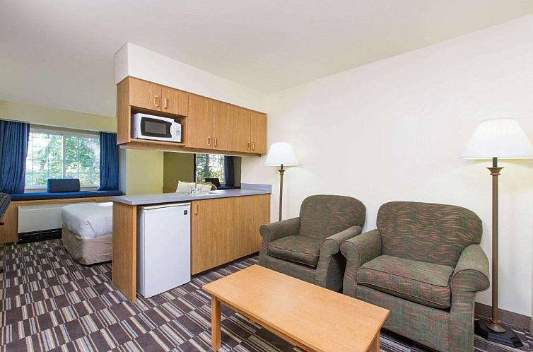 Microtel Inn & Suites Anchorage