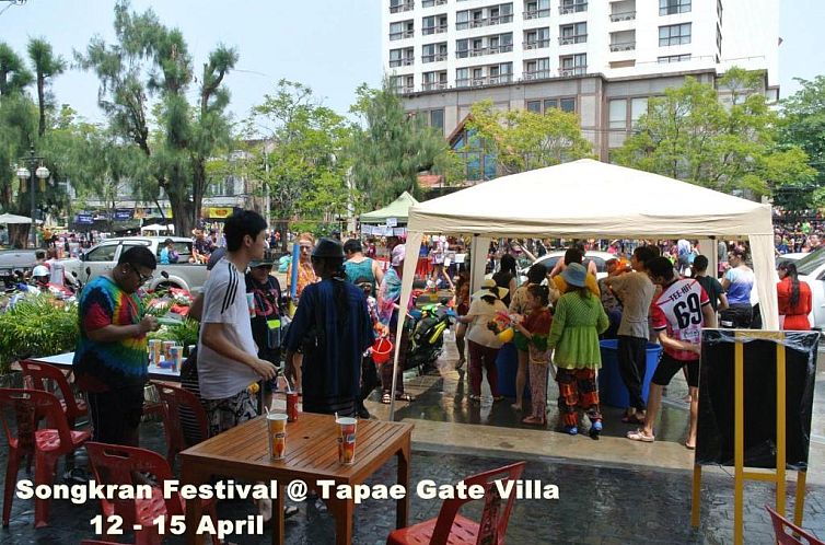 Tapae Gate Villa