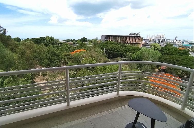 Baan Sanploen Huahin Condo By KK