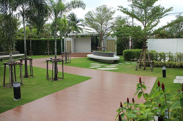 The Trust Pool & Garden Hua Hin