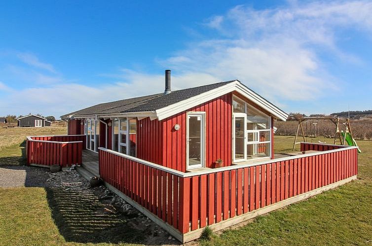 Vakantiehuis "Skrallan" - 400m from the sea