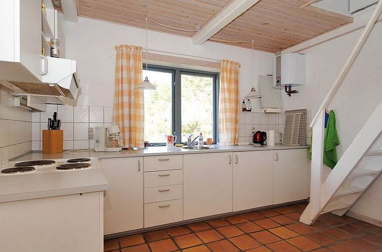 Vakantiehuis "Margrethe" - 1.1km from the sea