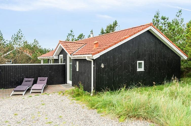 Vakantiehuis "Henkil" - 700m from the sea