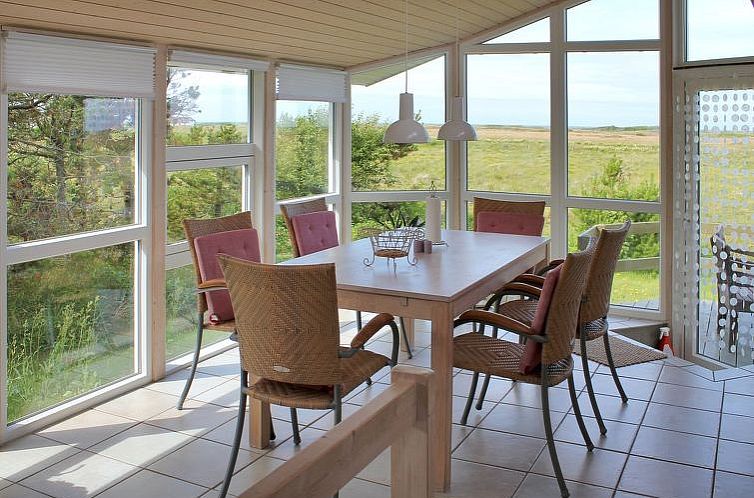 Vakantiehuis "Annick" - 300m from the sea