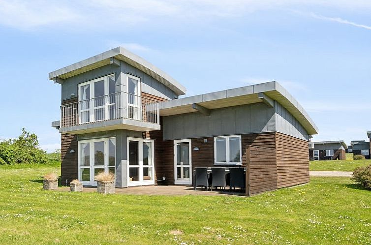 Vakantiehuis "Halvor" - 275m from the sea