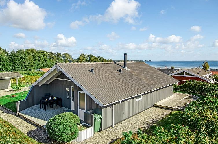 Vakantiehuis "Apsolon" - 150m from the sea