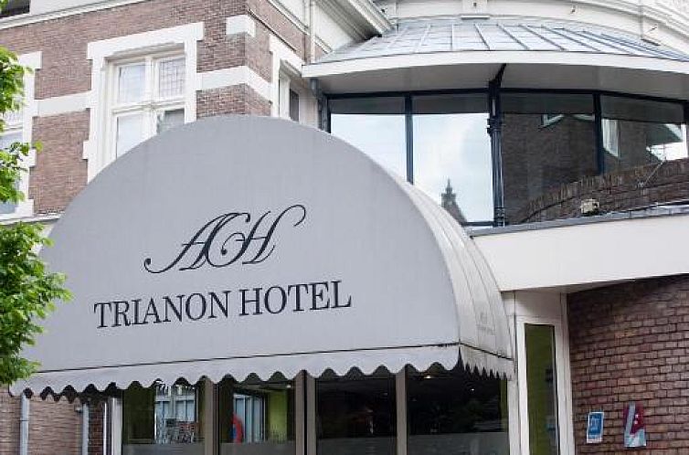 Budget Trianon Hotel