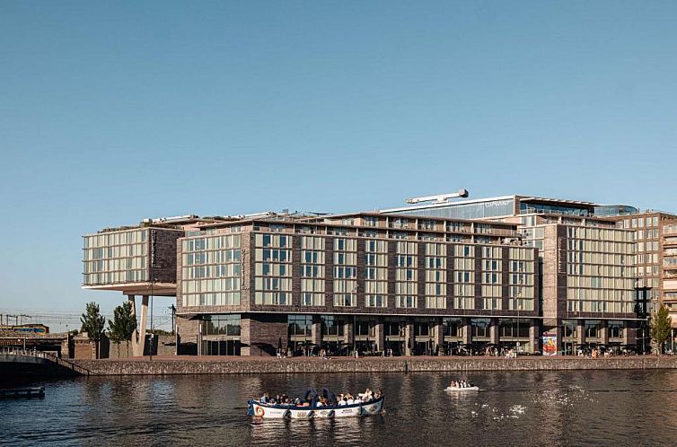 DoubleTree by Hilton Amsterdam Centraal Station