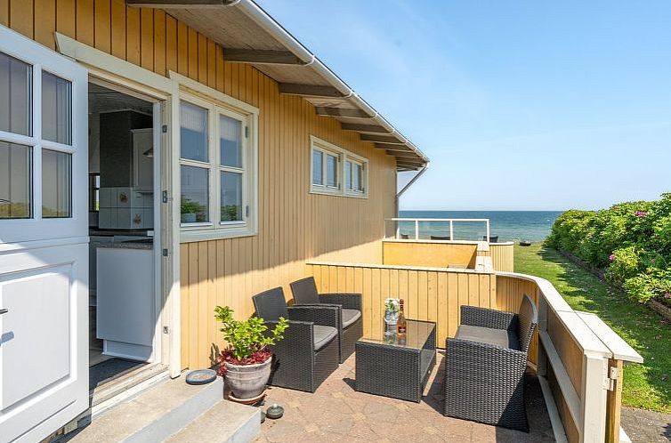 Vakantiehuis "Hwitserk" - 5m from the sea