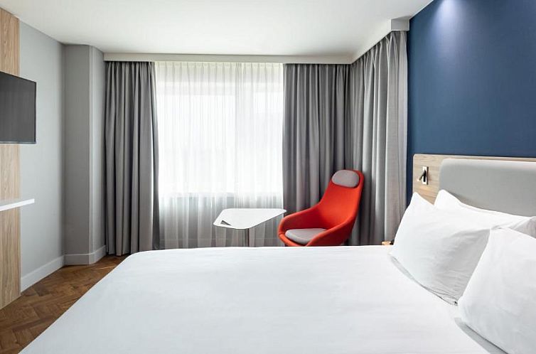 Holiday Inn Express Amsterdam - Sloterdijk Station, an IHG H