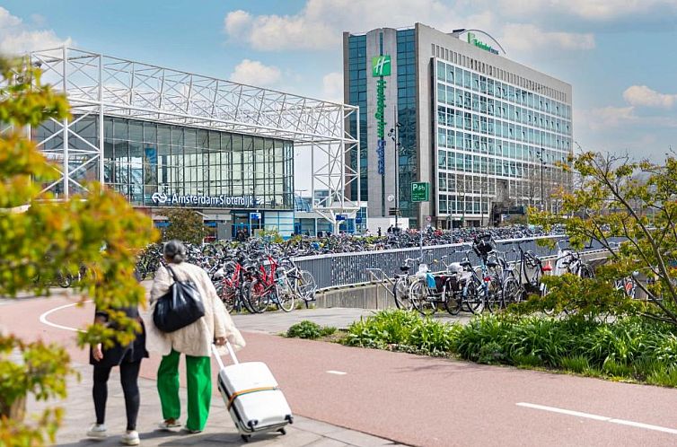 Holiday Inn Express Amsterdam - Sloterdijk Station, an IHG H