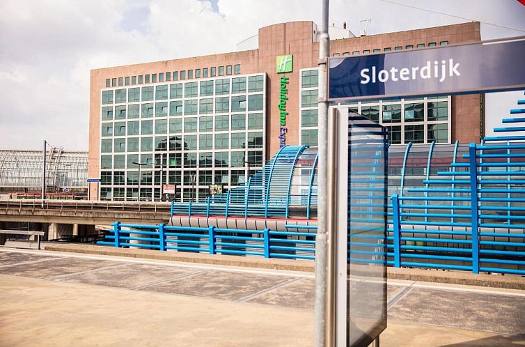 Holiday Inn Express Amsterdam - Sloterdijk Station, an IHG H