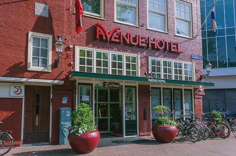 Avenue Hotel