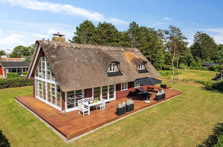 Vakantiehuis "Ginnie" - 300m from the sea