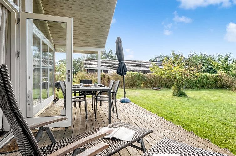 Vakantiehuis "Vincent" - 25m from the sea