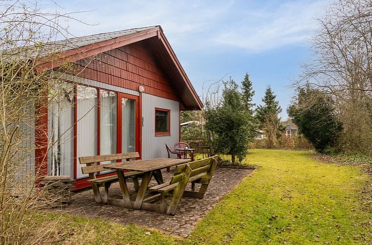 Vakantiehuis "Signe" - 5.5km from the sea