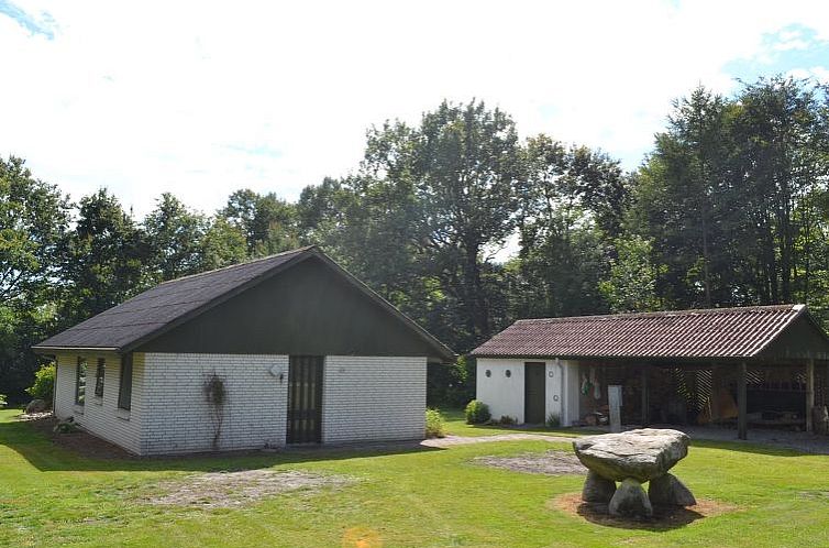 Vakantiehuis "Florinka" - 31km from the sea