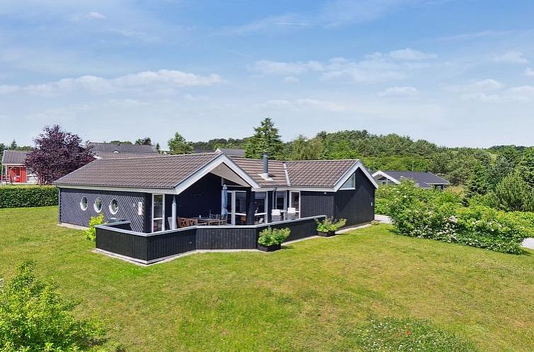 Vakantiehuis "Athisl" - 800m from the sea