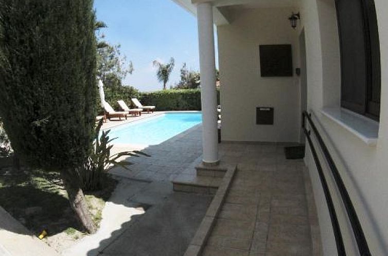 Eve Pissouri Soultanina Villa