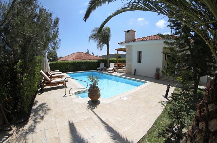 Eve Pissouri Soultanina Villa