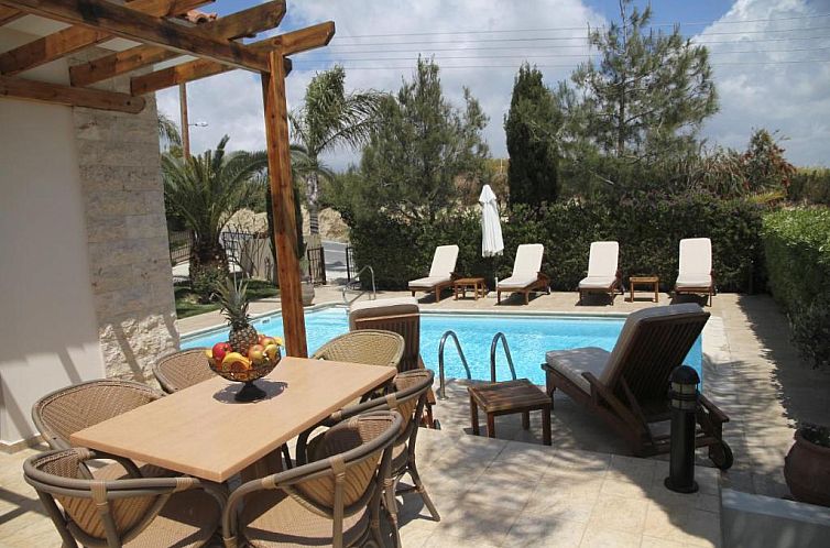 Eve Pissouri Soultanina Villa