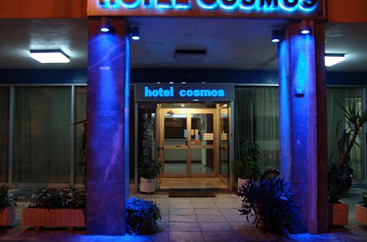 Hotel Cosmos