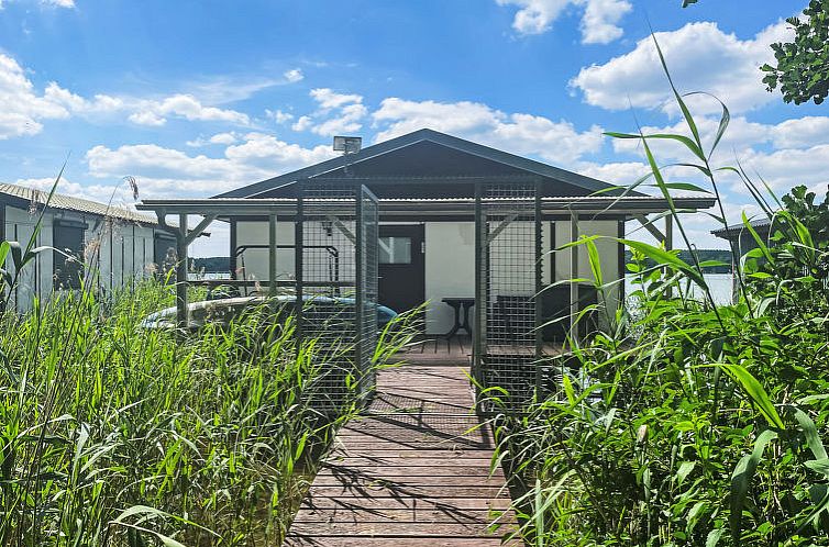 Vakantiehuis Bootshaus auf dem See