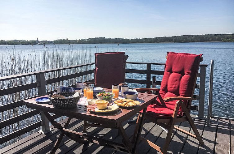 Vakantiehuis Bootshaus auf dem See