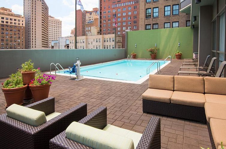 Holiday Inn Express Philadelphia-Midtown, an IHG Hotel