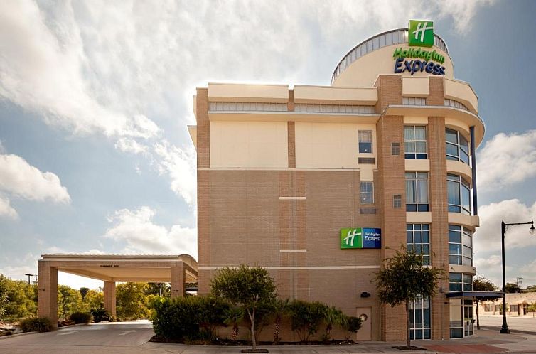 Holiday Inn Express Hotel & Suites San Antonio - Rivercenter