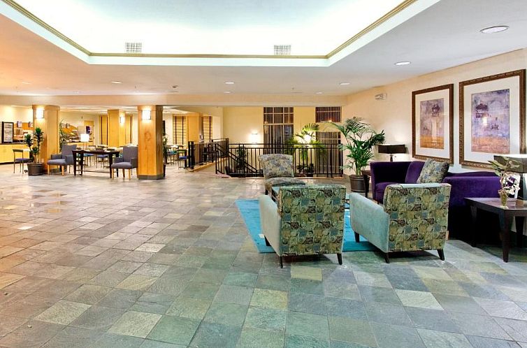 Holiday Inn Express Hotel & Suites San Antonio - Rivercenter