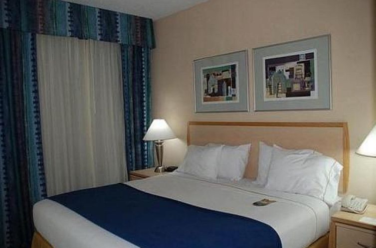 Holiday Inn Express Hotel & Suites San Antonio - Rivercenter