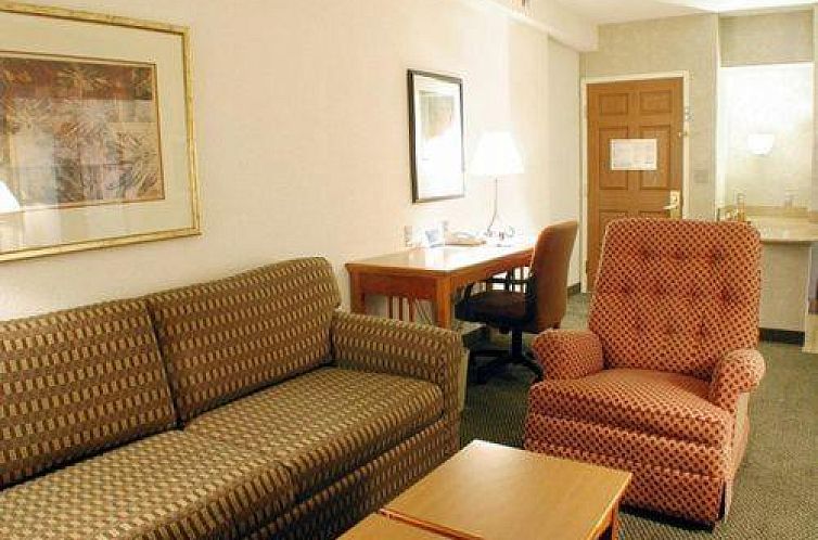 Staybridge Suites San Antonio Airport, an IHG Hotel