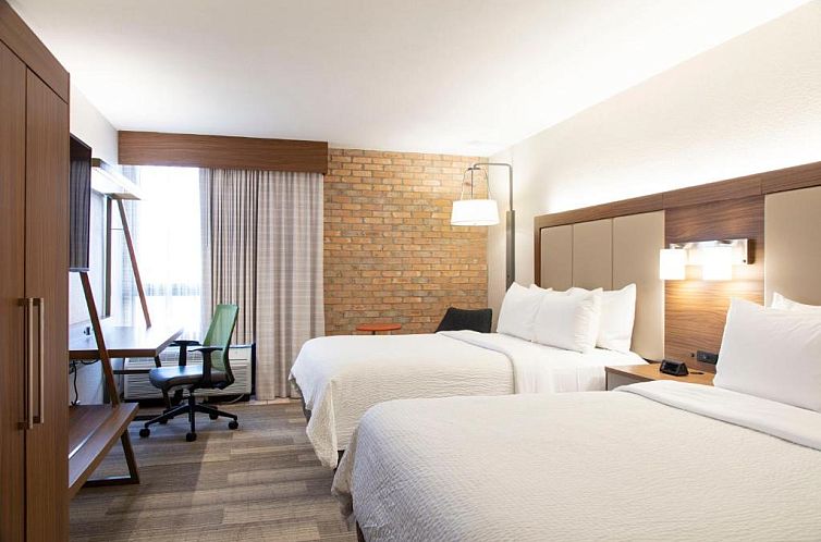 Holiday Inn Express - San Antonio Airport, an IHG Hotel