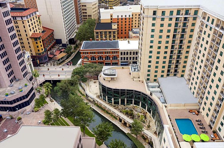 Embassy Suites San Antonio Riverwalk-Downtown